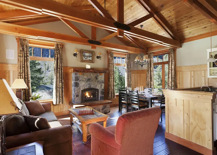 Tamarack Lodge